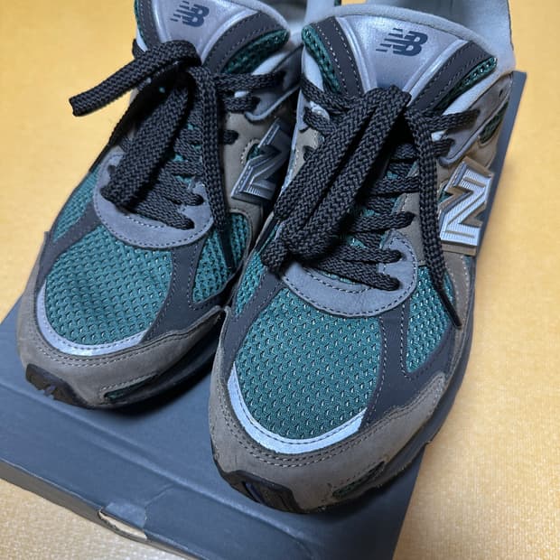 뉴발란스 2010 앱졸브 독사이드 인디고 285사이즈