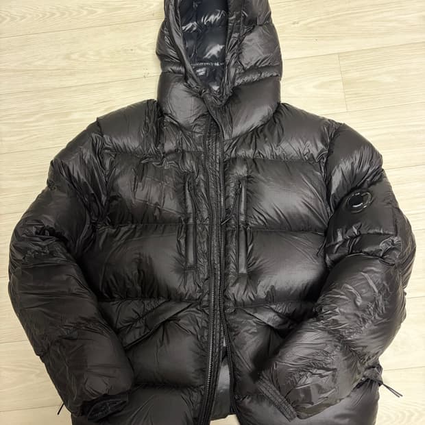 Cp컴퍼니 dd쉘 패딩