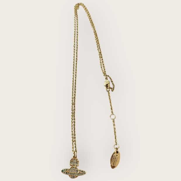 비비안웨스트우드 골드 목걸이 새상품급