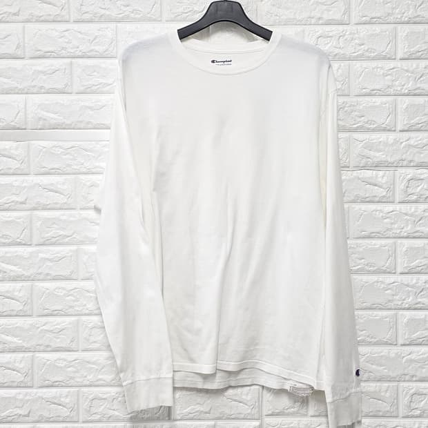 챔피온 흰색 긴팔티 L