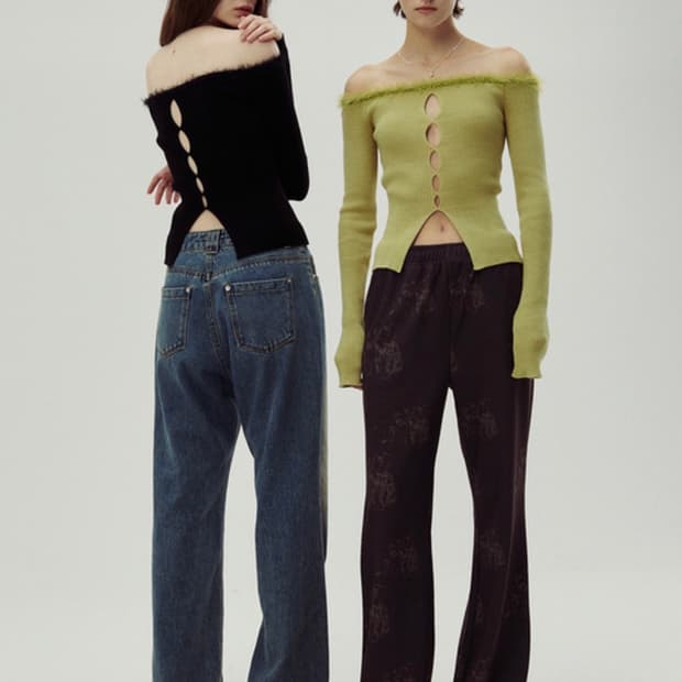 시눈 FUR OFF SHOULDER SWEATER