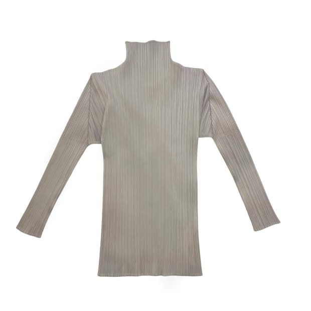 플리츠플리즈 그레이 롱 슬리브