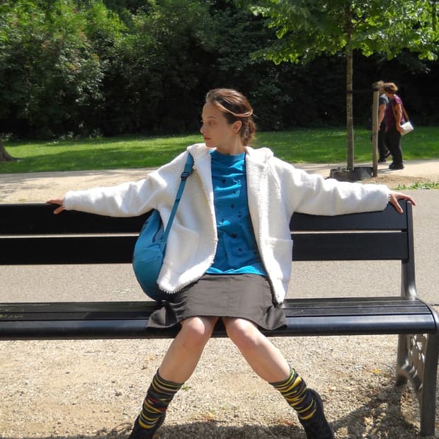 후디드 부클 가디건 도브