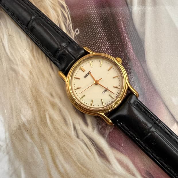 Seiko 1990s Spirit vintage watch 