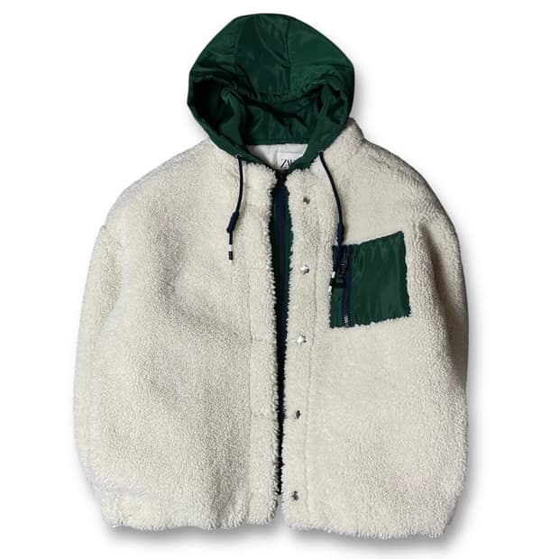 자라 아이보리 그린 포인트 뽀글이 플리스 자켓 M