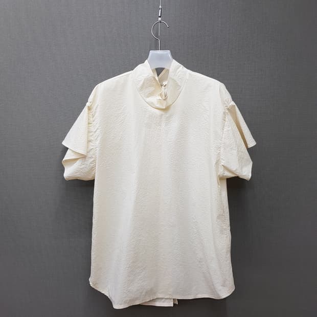 한섬 타임 하이넥 반팔 블라우스 F사이즈