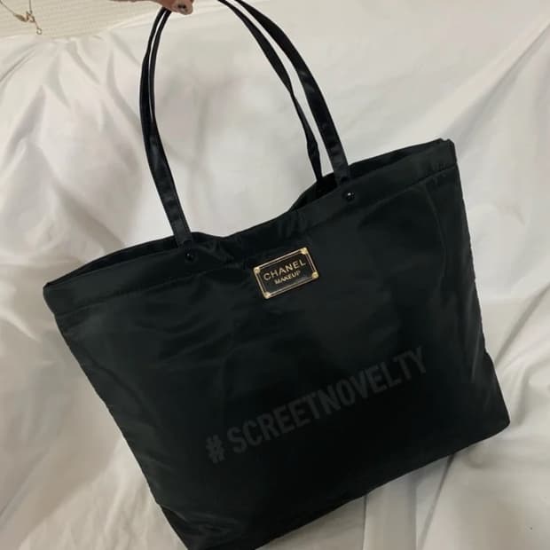 샤넬뷰티 메이크업 숄더백 트래블백