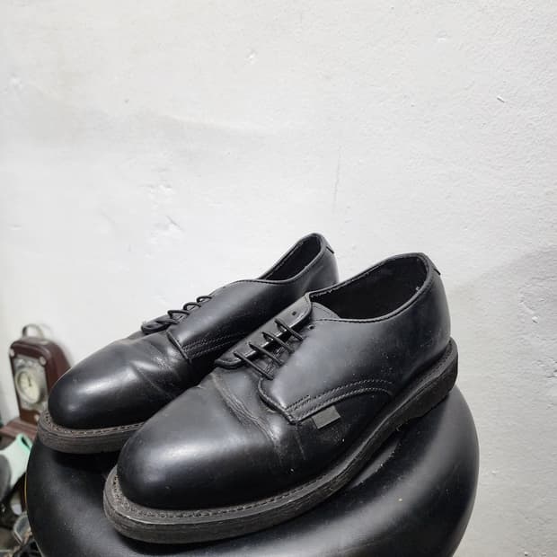 쏘로굿 포스트맨 클랙식 더비 옥스포드