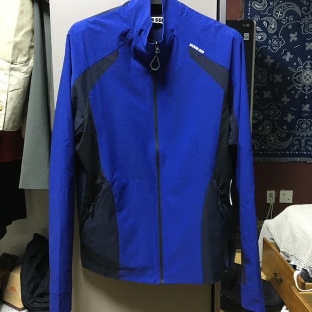 혜인서 스포츠 집업