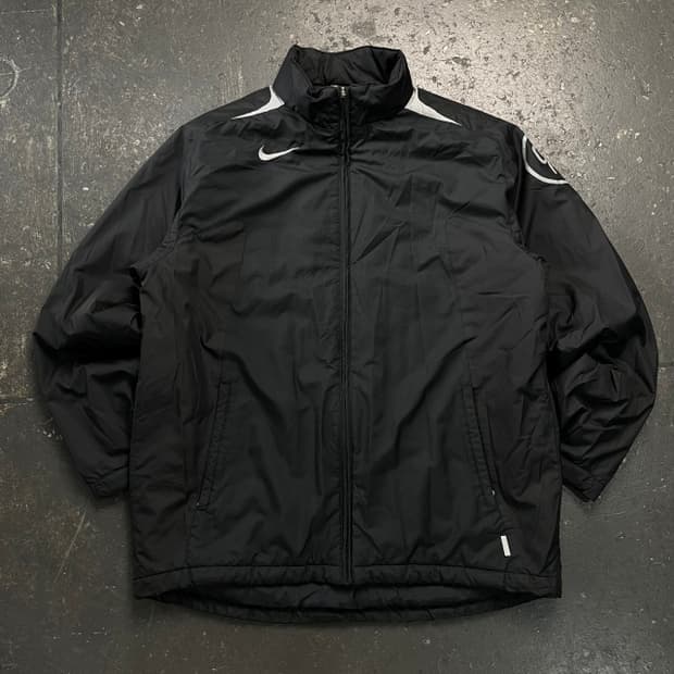 100 나이키 스우시 토탈90 바람막이