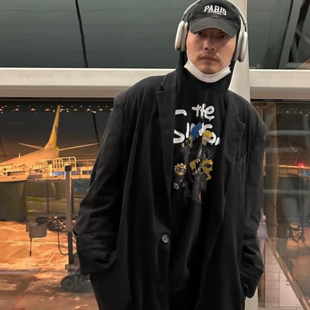 발렌시아가 심슨 후드 팝니다