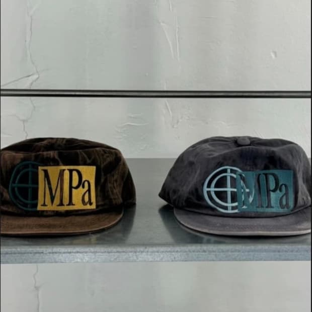 플라스틱프로덕트 캡모자 구합니다