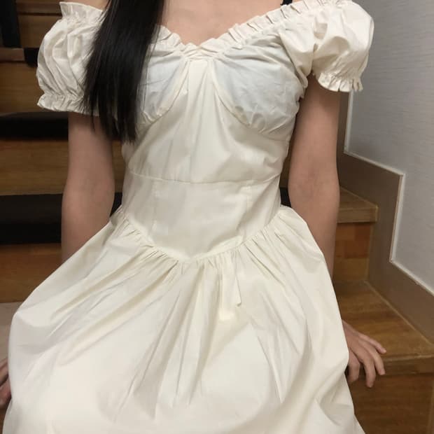 빈티지 아이보리 프릴 롱 원피스