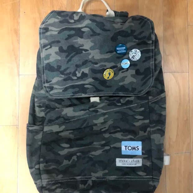 TOMS 탐스 카모플라쥬 배낭 백팩