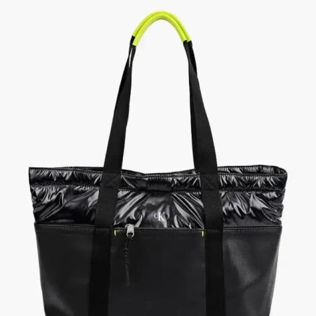 캘빈클라인 ck 스포츠 에센셜 패딩 토트백