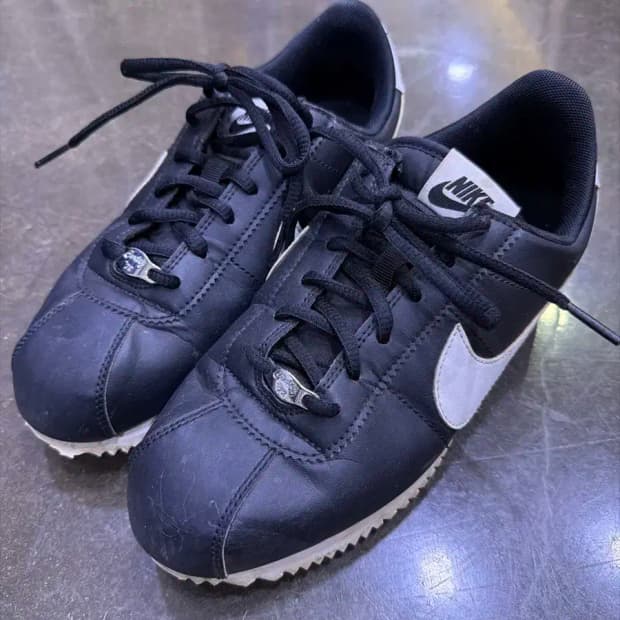 나이키 클래식 코르테즈 레더 블랙 화이트 스니커즈 240