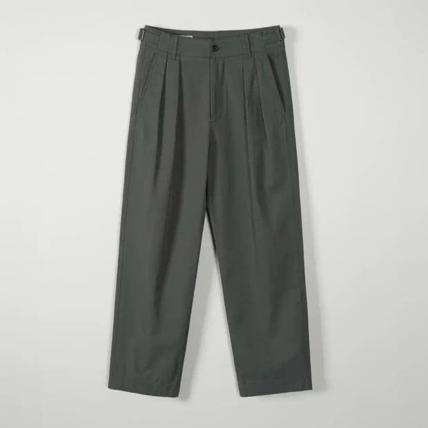 인더로우 플리츠 핀턱 치노팬츠 1 사이즈