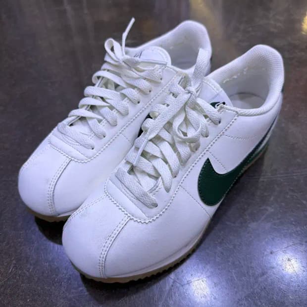 나이키 코르테즈 우먼스 화이트 그린 검 스니커즈 240