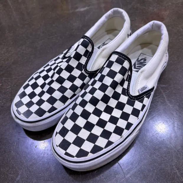 반스 체커보드 슬립온 스니커즈 265