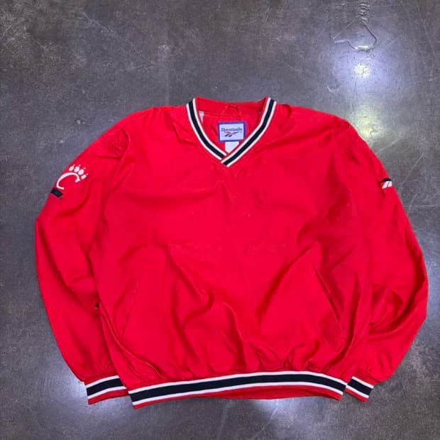 리복 클래식 올드스쿨 V넥 숄더 자수 웜업 바람막이 M