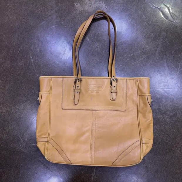 코치 이스트 웨스트 갤러리 토트백 탄 베이지 L