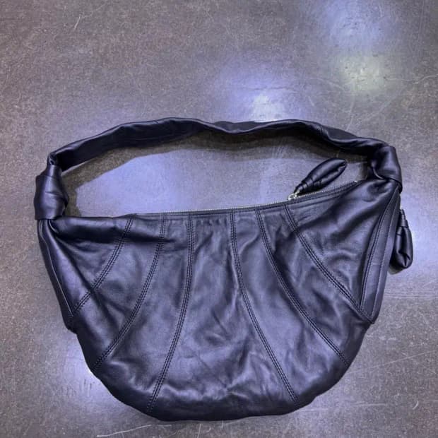 크로와상 절개 매듭 캐쥬얼 양가죽 숄더백 토트백 M