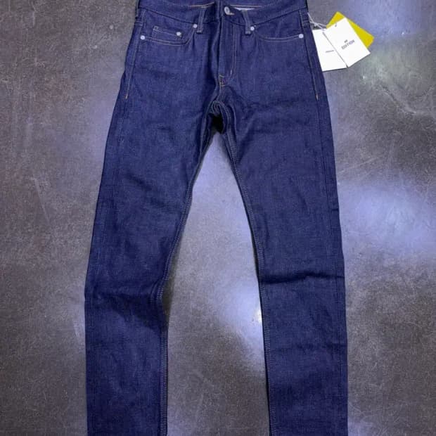H&M 에디션 아시안핏 슬림 딥인디고 논워싱 데님팬츠 29