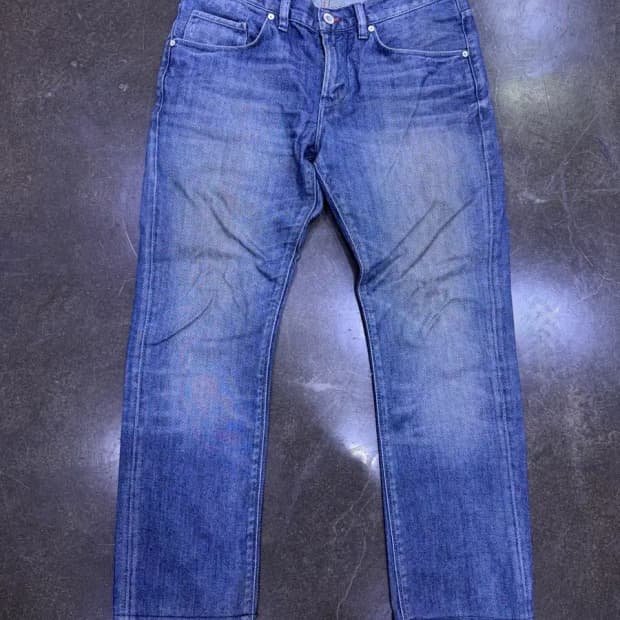 타미힐피거 허드슨 슬림 스트레이트핏 사선 입체패턴 워싱 데님팬츠 32