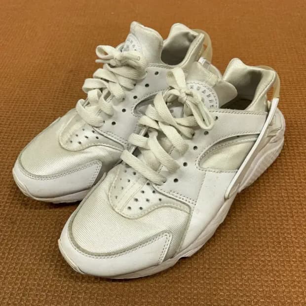 나이키 에어 허라치 화이트 운동화 신발 235 G08469