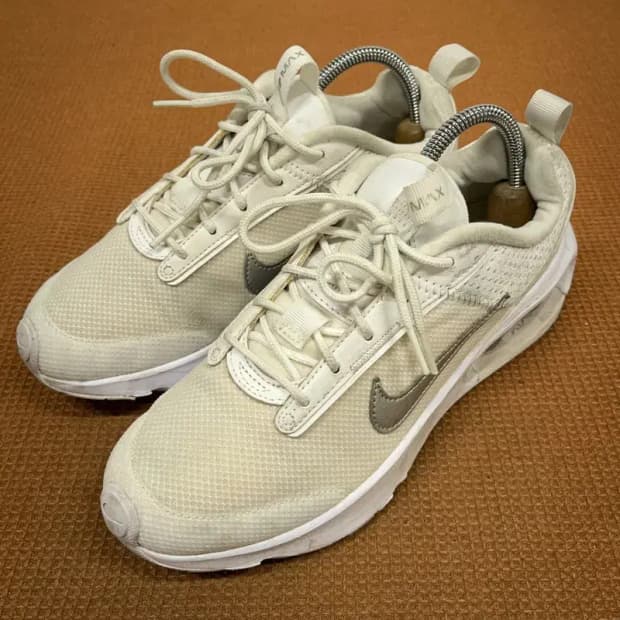 나이키 우먼스 에어맥스 인터락 라이트 운동화 신발 245 G08470