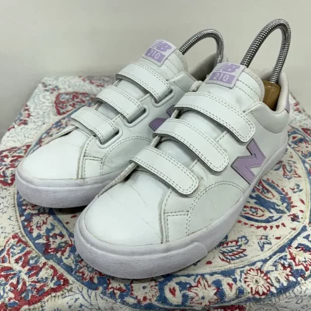 뉴발란스 벨크로 스니커즈 우먼스 신발 245 E00180