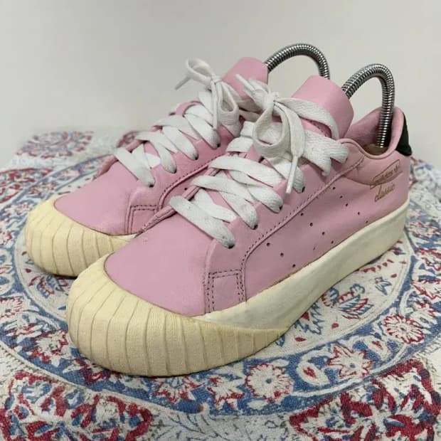 아디다스 에버린 스니커즈 핑크 신발 220 E00257