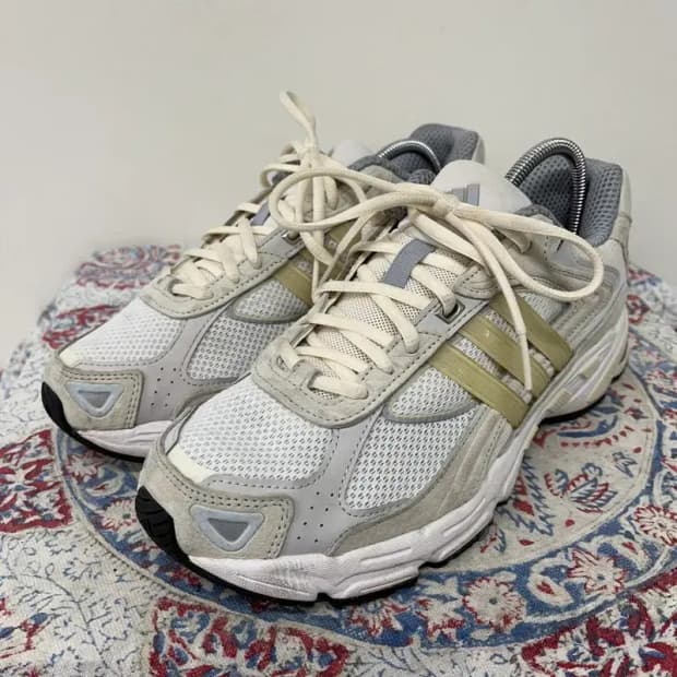 아디다스 리스폰스 CL 스니커즈 운동화 260 E00309