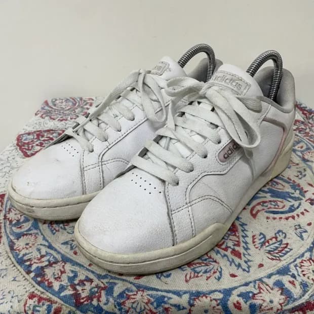 아디다스 로구에라 스니커즈 운동화 230 E00407