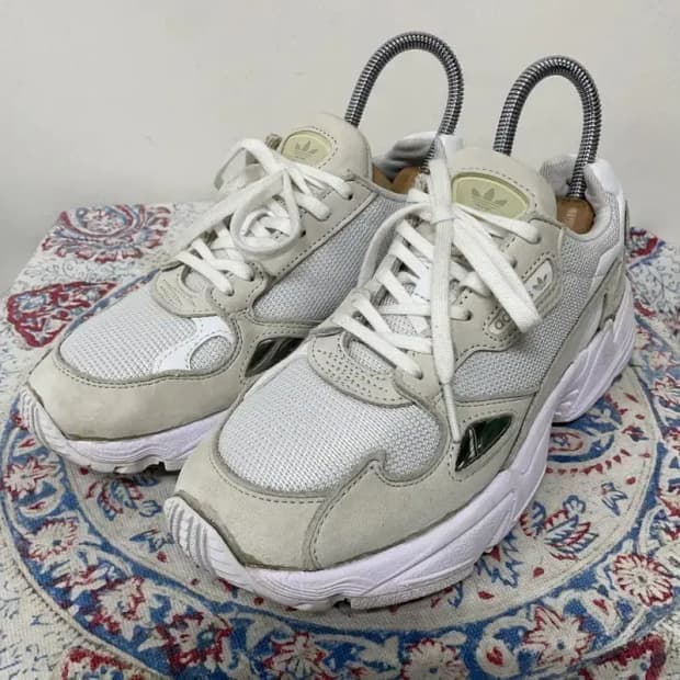 아디다스 팔콘 스니커즈 운동화 230 E00430