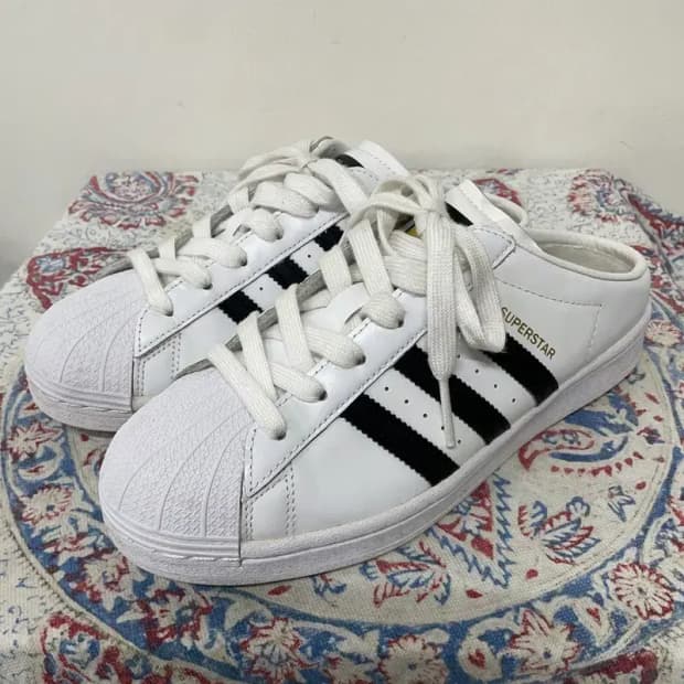 아디다스 슈퍼스타 뮬 클라우드 화이트 신발 240 E00437