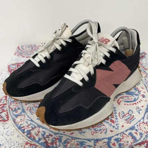 뉴발란스 327 블랙핑크 스니커즈 신발 245 E00486
