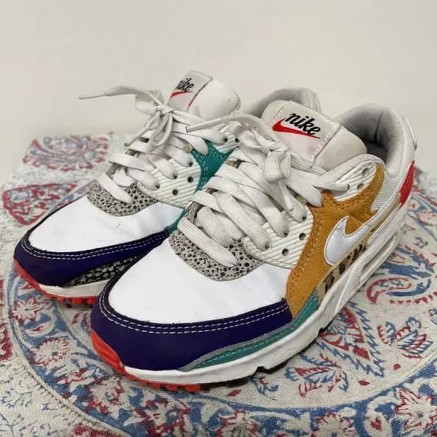 나이키 에어맥스 90 SE 애니멀 화이트 스니커즈 230 E00485