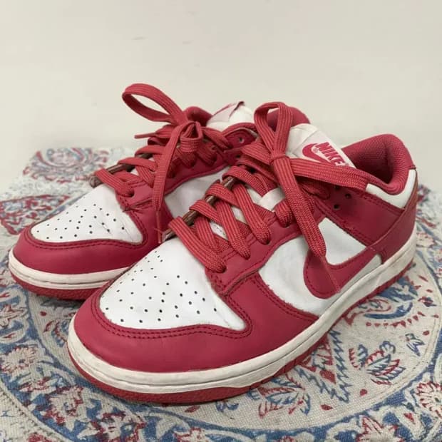 나이키 덩크 로우 아키오 핑크 스니커즈 235 E00632