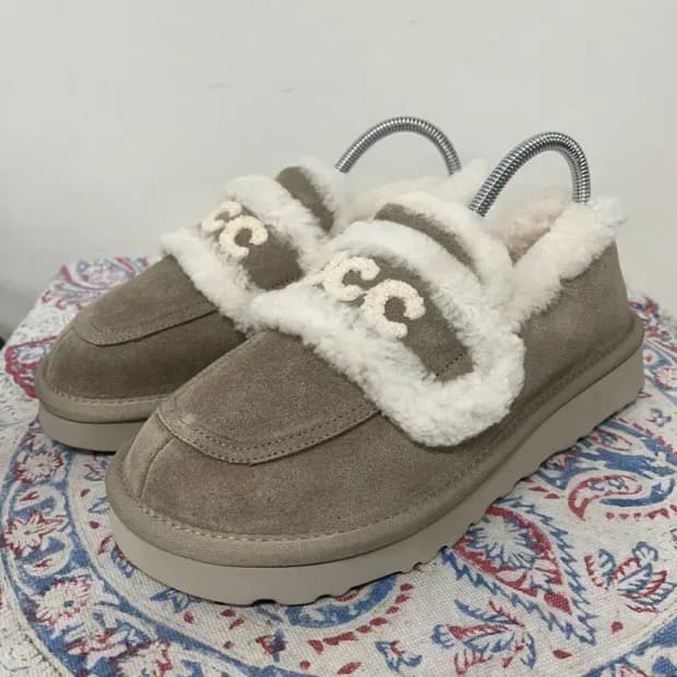 어그 오즈웨어 부츠 230 E00641