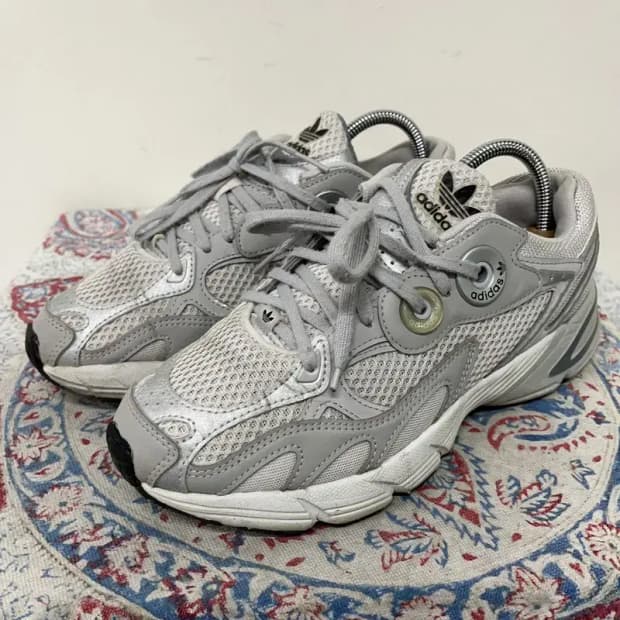 아디다스 아스티어 스니커즈 운동화 245 E00716