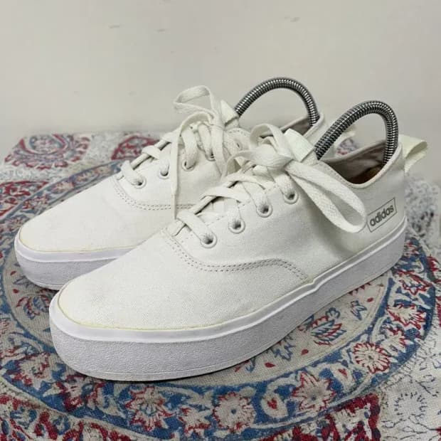 아디다스 브로마 화이트 스니커즈 단화 240 E00775