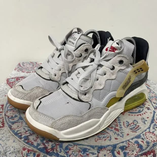 나이키 조던 MA2 바스트 그레이 스니커즈 농구화 235 E00826
