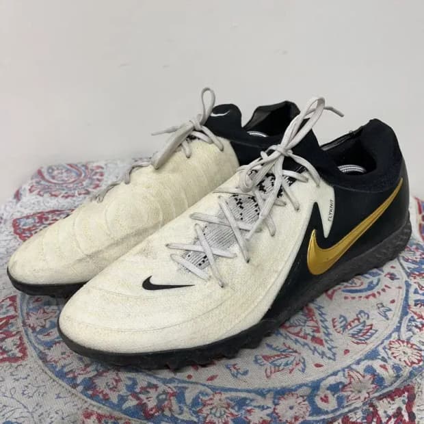 나이키 팬텀 GX 2 프로 TF 풋살화 300 E00869