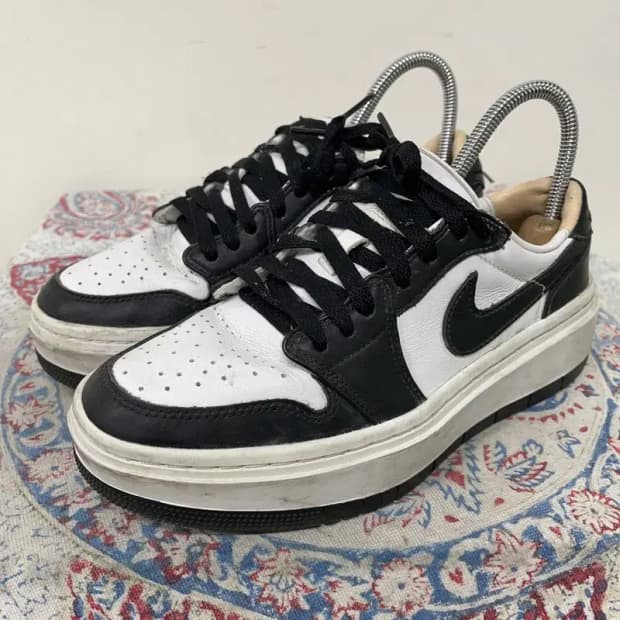 나이키 우먼스 에어조던1 엘리베이트 로우 스니커즈 240 E00888