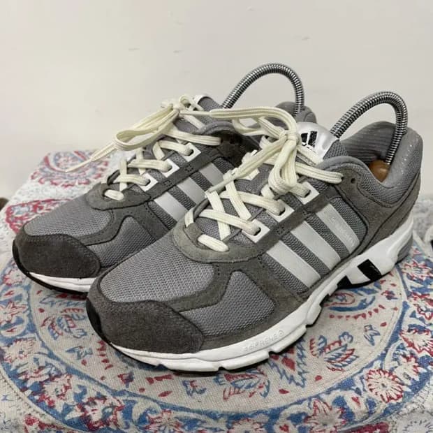 아디다스 이퀍먼트10 여성 운동화 신발 240 E00913