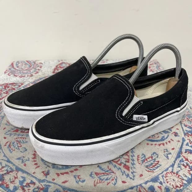 반스 클래식 슬립온 블랙 스니커즈 225 E00951