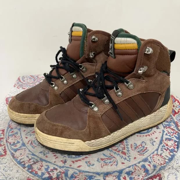 아디다스 윈터볼 워커 255 E01006