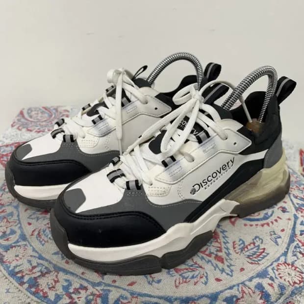 디스커버리 익스페디션 버킷 디워커 V2 에어 운동화 230 E01009