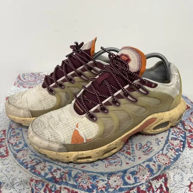 나이키 에어맥스 테라스케이프 플러스 스니커즈 270 E01013